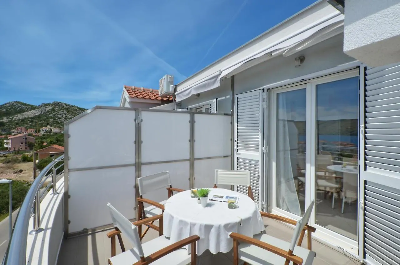 Apartments Vrania Seget Vranjica 크로아티아