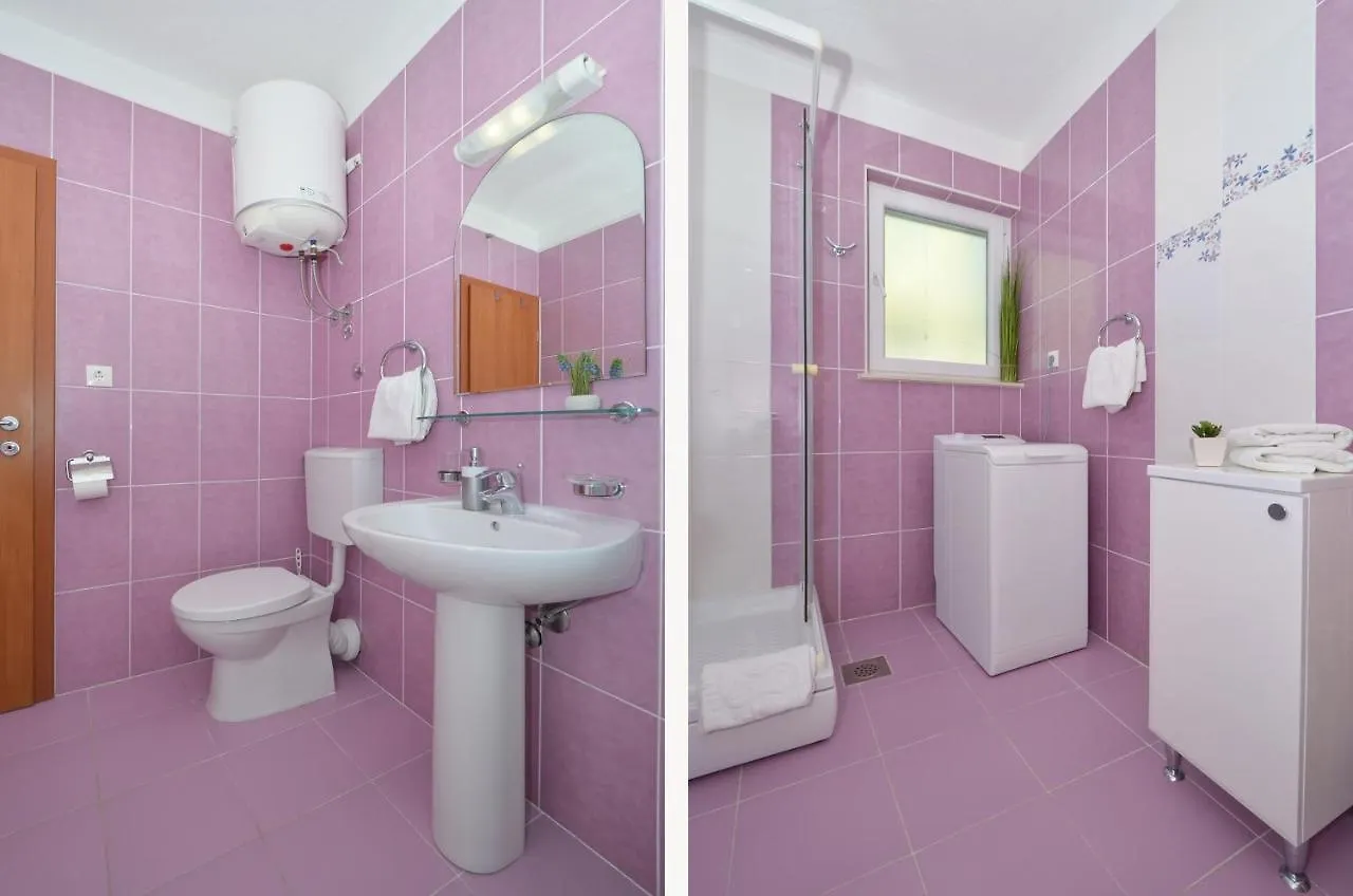 Apartments Vrania Seget Vranjica 크로아티아