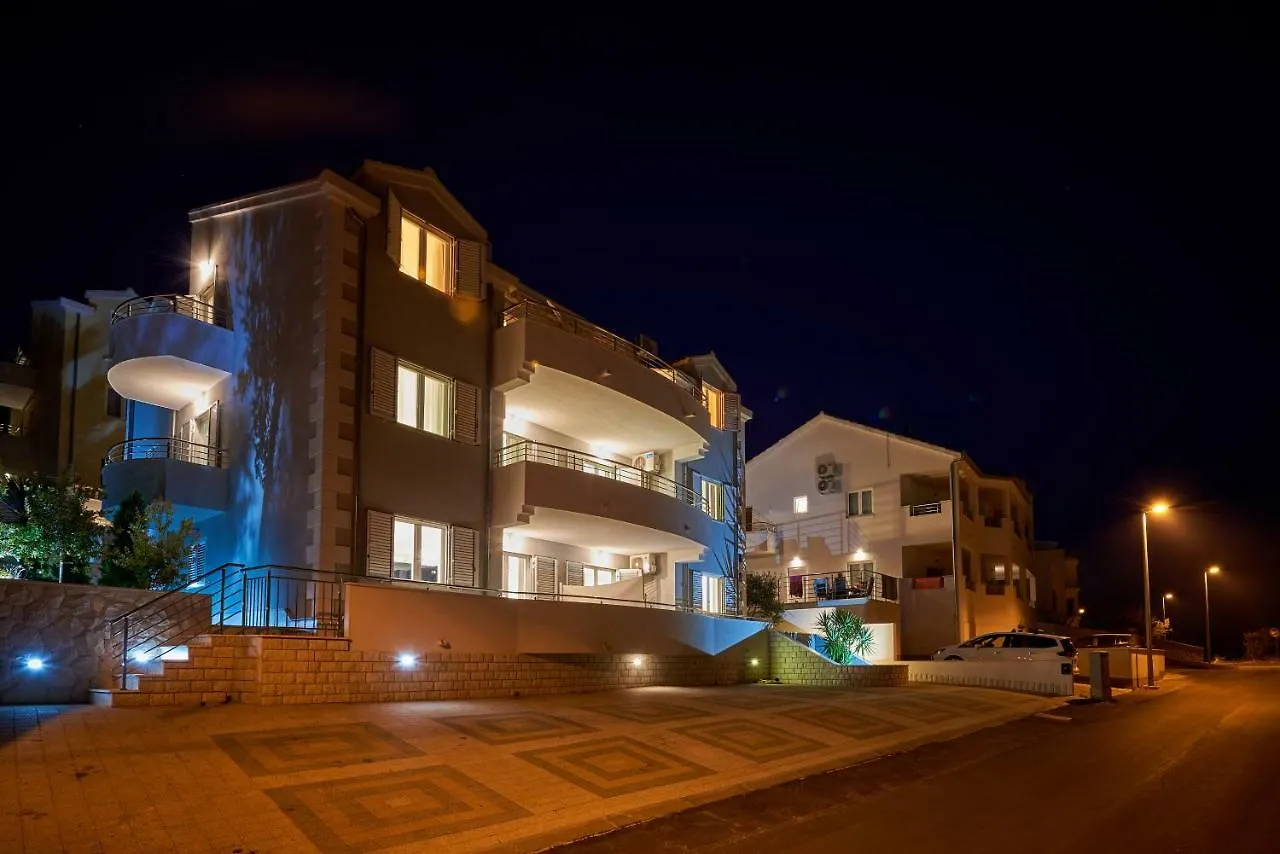 Apartments Vrania Seget Vranjica 0*,
